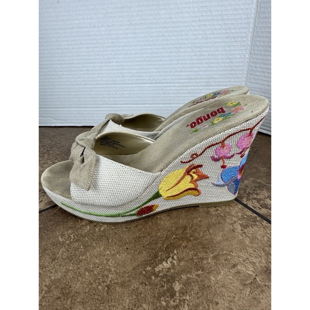 Bongo Vintage Y2K Embroidered Floral Platform Wedge Sandals Size 8.5 M